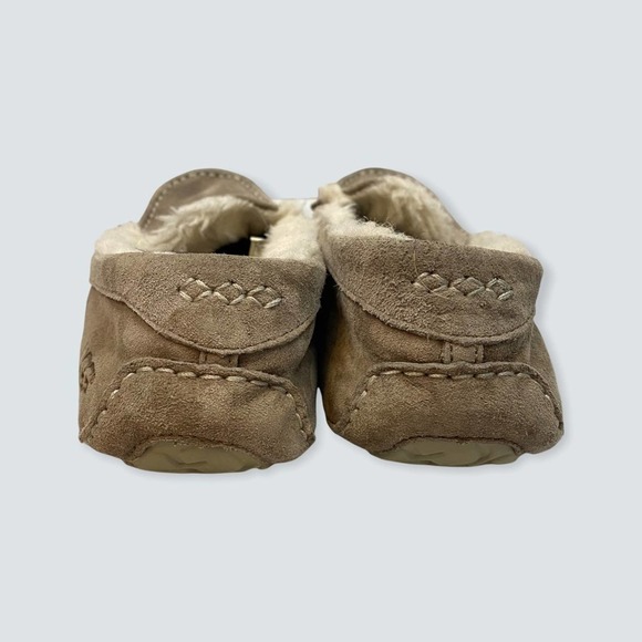 UGG shearling slip on slippers. Size 10 - Picture 4 of 4